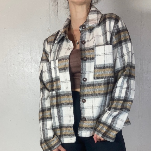 Neutral Tan + White Plaid Brushed Wool Style Cropped Shacket - Picture 7 of 10